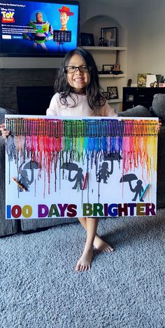 100 Days Of School Crayon Ideas, 100 Days Of School Ideas Projects, Kindergarten Crayon Art Project, The Day The Crayons Quit Display, Crayola Experience, Day The Crayons Quit, 100th Day Of School Crafts, 100 Day Of School Project, Toddler Stuff