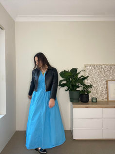 Autumn outfit, black leather jacket, loafers, metallic, blue maxi dress, bright blue, large bust dress Large Bust Dress, Outfit Black Leather Jacket, Blue And Black Outfit, Bust Dress, Wardrobe Solutions, Blue Maxi Dress, Life Transitions, Outfit Black, Blue Maxi