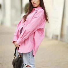 Casual Loose Button Woman Pink Oversized Shirts
$31.99 Pink Shirt Outfit, Oversize Outfit, Look Legging, Office Blouse, Fashion Muslim, Top Streetwear, Oversized Blouse, Diy Hanging, Chic Top