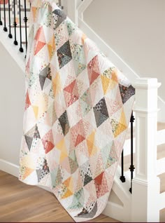 Poppie Cotton Pattern that finishes: Large Quilt: 64" x 87 1/2" Medium Quilt: 56" x 75" Small Quilt: 48" x 62 1/2" Diamond Quilts, Jordan Fabrics, Farmhouse Quilts, Heart Quilt Pattern, Quilt Care, Geometric Quilt, Baby Quilt Patterns, Cute Quilts, Make A Quilt