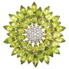 Peridot Jewelry, Harry Winston, Fine Art Jewelry, Jewelry Auction, Flower Clip, August Birth Stone, Precious Gems, Pantone Color, Jewelry Patterns