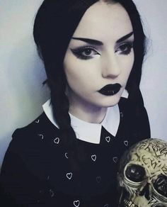 image Fete Emo, Witch Makeup, Goth Makeup, Gothic Makeup, Dark Makeup, Fantasias Halloween, Halloween Make Up