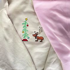 High Quality Embroidery. White 50/50 Preshrunk Cotton/Poly. (Gildan Or Jerzees), Medium Weight 8 Oz./Yd. Unisex Sizes. Grinch Nike Embroidery, Christmas Embroidery Tshirts, Hand Embroidery Christmas Shirts, Store Sweatshirts, Grinch Dog, Grinch Stuff, Sorority Sweatshirts, Knit Men, Embroidery Sweatshirt