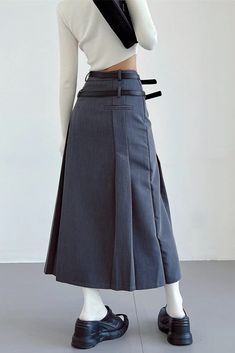 Gray High Waist Skirt For Work, Gray High Waist Pleated Mini Skirt, Gray High Waist Skirt For Spring, High Waist Fitted Belted Pleated Skirt, High Waist Gray Pleated Skirt, Gray High Waist Pleated Skirt For Spring, Fitted High Waist Belted Pleated Skirt, Elegant High Waist Gray Skirt, High Waist Belted Skirt