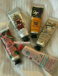 Hand Cream Aesthetic, Dry Skin Body, Hand Creams, Beauty Care Routine, Cream Aesthetic, Teeth Care, Pretty Skin, Makeup Pictures, Beauty Skin Care Routine