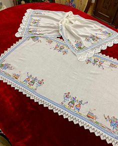 🇬🇷 Hand embroidered Greek table runner set, crafted in the 1980s, Greek folk artwork, meticulously counted threaded and cross-stitched on light etamin fabric. The set showcases an authentic representation of old Greece, with intricate details of tsolias and local women.  Remarkably preserved and in excellent condition, 41.33 x 17.32 inches and 36.61 x 20.86 inches (small runner)  1.05 x 0.44 meters and 0.93 x 0.53 meters (small runner) 🇬🇷 A link to our shop: https://www.etsy.com/shop/Embroid Greece Embroidery, Macedonian Embroidery, Greek Embroidery Traditional, Greece Cross Stitch Patterns, Tablecloth Embroidery, Greece Vintage, Green Soap, Framed Embroidery, Handmade Table