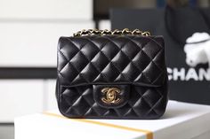 Description CC Classic Mini Flap Bag Gold toned hardware Black For Women 6.7in/17cm Rep 1:1 Measurements: 17 x 7 x 13 cm / 6.7 x 2.6 x 5.1  inches  (Length x Width x Height) Chain Black Zipper inside Golden-toned hardware Include box, dust bag. This product is of the best quality. Louis Vuitton Shirt, Evening Clutch Bag, Classic Mini, Pandora Jewelry, Tote Backpack, Chanel Handbags, Flap Bag, Belts For Women, Fashion Handbags