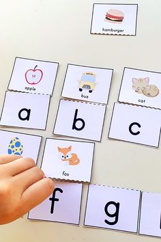 Letter Sound Flashcards, Letter Matching Game, Alphabet Letter Matching, Letter Flashcards, Small Alphabets, Alphabet Sounds, Free Printable Flash Cards, Alphabet Pictures, Alphabet Matching