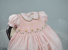 Mqtime Little Girls Vintage Smocked Dresses Ball Gown Summer Girls Short Sleeve Embroidery Smock Dress For Party Birthday Vestidos Mermaid Maternity Dress, Summer Maternity Photos, Tulle Maternity Dress, Wedding Dress Photoshoot, Cinderella Cosplay, Smocked Baby Dresses, Dress For Party, Smocked Dresses