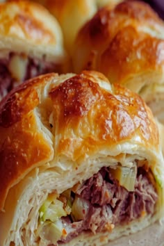 Beef, Onion, and Cabbage Stuffed Bread Rolls Stuffed Bread Rolls, Easy Dinner Recipes With Chicken, Cabbage Stuffed, Sweet Chili Sauce Recipe, Family Easy Dinner, Dinner Recipes With Chicken, German Food Authentic, Easy Dinner Recipes For Family, Stuffed Bread