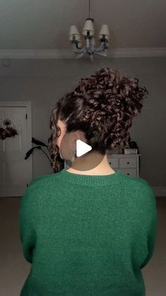 Sophie Marie on Instagram: "The “perfect” messy bun tutorial ➰

My favourite updo to do on natural curls! I love this little hack of creating an inner bun first, it allows you to have more control on the hair distribution in the bun by pinning up the sides to create the look you want 🥰 

Hair ties are from @mykitsch and mini clips are from @bootsuk 

💌send to your curlfriends who struggle with curly updos! 

#messybun #curlyhairstyles #hairstyle #updo" Curly Hair Bun Styles Natural Curls, Curly Hair Tied Up, Curly Updos, Mini Clips, Hairstyle Updo, Perfect Messy Bun, Curly Bun, Messy Bun Tutorial, Updo Tutorial