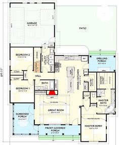 the floor plan for a house with two master suites and an attached living room area