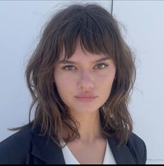 Short Thick Bangs Long Hair, Shorter Bangs Long Hair, Top Of Shoulder Length Hair, Fringe Above Eyebrows, Very Layered Hair Short, Short Bangs Shag Haircut, Long Shag With Short Bangs, Short Bangs And Layers, Narrow Bangs