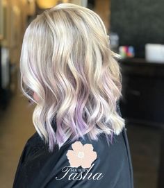 Blonde And Pastel Purple Hair, Blonde And Lavender Hair Peekaboo, Blonde And Lavender Hair Highlights, Blonde Hair With A Pop Of Color, Blonde With Purple Peekaboo, Purple Lowlights In Blonde Hair, Blonde Hair With Pop Of Color, Platinum Blonde Lob