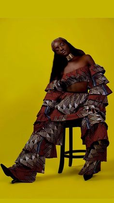 SETS African Street Style, Dark Skin Models, African Chic, Afrocentric Fashion, Dinner Wear, Afro Style, African Fashion Modern, Cyberpunk Fashion, Ruffle Crop Top