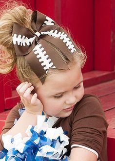 Football Hair Bows, Football Hair, Birthday Hair Bow, Cheerleading Hairstyles, Diy Tutu