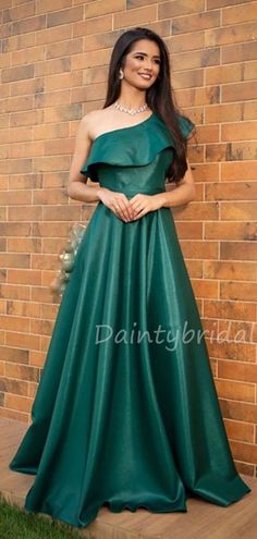 Green Satin A-line Dress, A-line Off Shoulder Party Dress, Satin A-line Strapless Dress For Banquet, A-line Strapless Dress For Prom Season, Green A-line Strapless Evening Dress, A-line Strapless Dress For Prom, Green A-line Satin Dress, Satin A-line Strapless Bridesmaid Dress, Green Satin A-line Maxi Dress