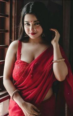 Indian Photoshoot, Indian Woman, Beautiful Saree, Indian Beauty Saree, Desi Beauty, Beauty Women, Saree, Queen