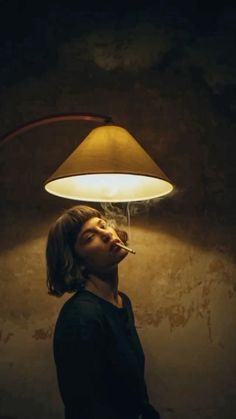 Inspiration For Photoshoot, Cinematic Photography Ideas Outside, Photo With Lights Ideas, Art Inspo Photography, Heart Break Photoshoot Ideas, Reference Photos For Artists Inspiration, Photoshoot In Room, Cool Lighting Photography, Artistic Portrait Inspiration