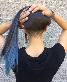 Undercut Hair Designs, Undercut Hairstyles Women, Short Haircuts With Bangs, Undercut Long Hair, Undercut Designs, Shaved Hair Designs, Hot Haircuts, Haircut Designs, Undercut Hairstyles