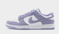 Nike Dunk Low Purple, Purple Nike Shoes, Dunk Outfits, Nike Tenis, Nike Essentials, Pretty Shoes Sneakers, Purple Nikes, Classy Shoes, Cute Nike Shoes