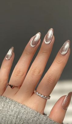 Almond Acrylic Nails Cat Eye, Taupe Cat Eye Nails, Cat Eye Inspo Nails, Champagne Velvet Nails, Cat Eye Colors Nails, Tan Sparkle Nails, Tan Cat Eye Nails, Summer Cateye Nails, Cat Eye Wedding Nails