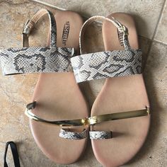 Seychelles Animal Print And Gold Sandals. Never Worn, Super Cute But Just Too Big For Me. Sz 9 Chic Snake Print Sandals For Spring, Summer Open Toe Sandals With Snake Print, Seychelles Shoes, Animals Print, Gold Sandals, Seychelles, Women's Shoes Sandals, Shoes Sandals, Animal Print