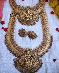 Jewellery Designs, Bridal Set, Bridal Sets, Gold Jewellery, Jewelry Shop