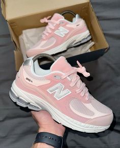 #2002R #Newbies #Newbalance Cute New Balance Shoes, Pretty Sneakers, Preppy Shoes, Kicks Shoes, All Nike Shoes, Shoes Outfit Fashion