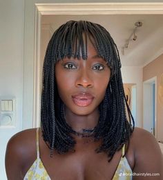 Curtain Bangs Images, Braids With Bangs, Hairstyles With Curtain Bangs, Braided Bangs Hairstyles, Short Box Braids Hairstyles, Short Box Braids, Braided Bangs, Box Braids Hairstyles For Black Women