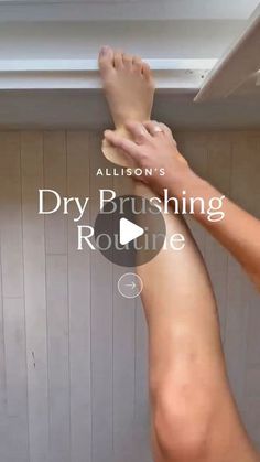 Branch Basics on Instagram: "You’re gonna want to save this! 🌿✨ Dry brushing is one of our favorite “free medicine” habits!  Did you know our lymphatic system is like the body’s trash collector? 🗑️ @thegreensmoothiegirl explains it perfectly: our circulatory system brings the groceries (nutrients), while the lymphatic system takes out the trash (toxins).  Everyone has their own techniques, but here’s our favorite way to boost lymphatic flow. It might seem time-consuming at first, but once it becomes routine, it’s quick and effortless! Enjoy endless benefits like glowing skin, improved lymphatic drainage, better circulation, and stress relief. Ready to give it a try? Grab your brush and tell us how it goes! 💚  #DryBrushing #HealthyHabits #LymphaticDrainage #SelfCare #GlowingSkin #Wellnes Drybrush Technique Skin, How To Drain Lymphatics, Lymph Drainage Dry Brushing, Dry Brushing Technique Skin, How To Dry Brush Skin, Self Lymph Drainage Massage, Dry Brushing Technique, Lymph Drainage Massage, Trash Collector