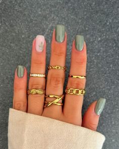 Short Fall Nail, Olive Nails, Checkered Nails, Simple Fall Nails, September Nails, Fall Manicure, Fall Nail Trends, Green Nail Designs, Cute Nails For Fall