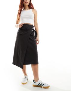 Skirt by & Other Stories *insert heart-eyes emoji here​* High rise Wrap front Adjustable buckle fastening Regular fit Wrap Midi Skirt, Midi Skirt With Pockets, Eyes Emoji, Heart Eyes, Maxi Dress Trend, Petite Maternity, Skirts With Pockets, Skirted Swimwear, Women Skirts Midi