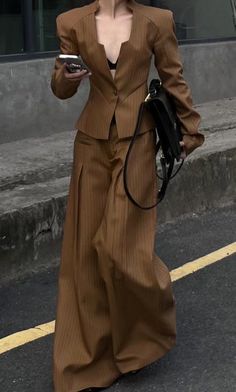 Mode Hippie, Woman Suit Fashion, 가을 패션, Wide Pants, Style Mistakes, Suit Fashion, Looks Style, Mode Inspiration, Looks Vintage