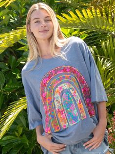 Oversized Applique Tee - Blue Rainbow-view 1 Diy Applique Shirts, Colorful Boho Outfit, Clothing Recycling, Sweatshirt Applique, Upcycled Couture, Clothing Remakes, Patchwork Tshirt, Artsy Clothes, Rainbow Applique