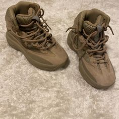 Yeezy Dessert Boots Worn Once. Don’t Have The Soles Anymore 5.5 Womens #Designer #Yeezy #Boots Yeezy Boots, Bootie Boots, Ankle Boots, Dessert, Women Shoes, Cream, Boots, Women Shopping, Color