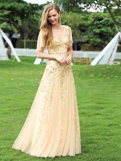 This Dress is fashionable for every occasion. the dress is made-to-order by professional tailors. You can choose from 50 colors, Regular sizes 2 to 16 and plus sizes 14w to 26W. Custom size is also available. Gold Floor-length Dress With Ruffles, Elegant Gold Evening Dress With Short Sleeves, Elegant Ruffled Bridesmaid Dress For Banquet, Bridesmaid Tulle, Goddess Gown, Poppy Dress, Prom Dresses With Pockets, Floor Length Prom Dresses, Long Sleeve Prom