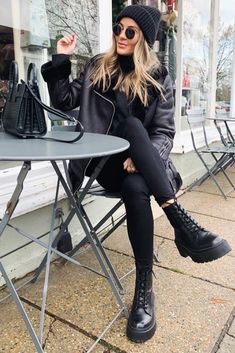 Look Hippie Chic, Outfits Cold, Winter Outfits Cold, Looks Black, Looks Chic, Casual Winter Outfits, Fall Fashion Outfits, Fashion 2020, Looks Style