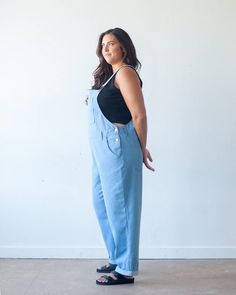 The Riley pattern is a classic overall design with a relaxed fit and two lengths. Relaxed Fit Casual Overalls For Loungewear, Casual Relaxed Fit Overalls For Loungewear, Casual Cotton Overalls With Slip Pockets, Casual Overalls With Pockets For Loungewear, Relaxed Fit Overalls With Pockets For Loungewear, Casual Denim Jumpsuit For Workwear With Bib Front, Casual Workwear Denim Jumpsuit With Bib Front, Cotton Overalls With Side Pockets For Loungewear, Cotton Denim Jumpsuit In Relaxed Fit For Loungewear