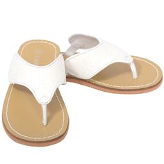 SANDALSIMLINK-B730WHT__1_5.jpg?0 Beachy Clothes, Spring Sandals, Summer Flip Flops, Beach Kids, Flip Flop Slippers, Baby Outfits Newborn, Palm Beach Sandals, Strap Design, T Strap