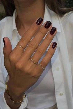 Explore 70+ classy fall nail trends for September, October, and November. From chic old money luxury to elegant minimalist styles, discover short, long, coffin, square, and almond shapes. Featuring rhinestones, acrylic, French tips, chrome, Y2K, and 90s-inspired designs. Perfect for Thanksgiving holidays and European-inspired sophistication. Boho Nails, Milky Nails, Burgundy Nails, Dark Nails, Neutral Nails, Minimalist Nails, Manicure Y Pedicure, Classy Nails