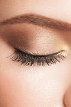 Perfect Eye Makeup, Make Up Studio, Cute Eyeshadow Looks, Makeup Tip, Neutral Eyes, Applying Eye Makeup, Eye Makeup Steps, Neutral Makeup, Nude Eyeshadow