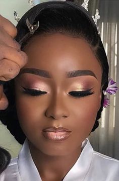 Bride Makeup Looks Wedding Day, Soft Natural Glam Makeup Black Women Dark Skin, Pageant Makeup Black Women, Black Bridal Makeup Dark Skin, Bride Makeup Black Women, Bridal Makeup Brown Skin, Wedding Makeup Dark Skin, Natural Pink Makeup, Pastel Pink Makeup