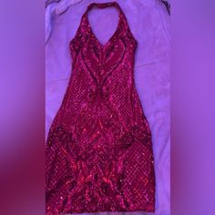 Never Worn! Red Sequin Bodycon Dress, Halter Neck Hoco Dresses, Magenta Homecoming Dresses, Dark Green Dress Short, Short Spring Dresses, Hot Pink Homecoming Dress, Sparkly Formal Dress, Black Faux Leather Dress, Velvet Sheath Dress