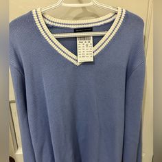 Brandy Melville Brand New Blue Sweater - Never Worn - One Size Fits All - With Tags Preppy Blue V-neck Top, Blue V-neck Preppy Tops, Preppy Blue Cotton Sweater, Brandy Sweater, Brandy Melville Cardigan, Brandy Melville Sweater, Argyle Cardigan, Pink Pullover Sweater, Brandy Melville Sweaters