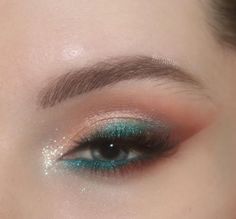 Saw Makeup, Saturday Post, Teknik Makeup, Green Eye Makeup, Smink Inspiration, Green Eye, Makijaż Smokey Eye, Green Eyeshadow, Makeup Eye Looks