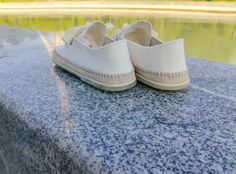 exceptionally natural raw materials Canvas Shoes With Rubber Sole, Beige Flat Canvas Shoes With Rubber Sole, Cream Slip-on Canvas Shoes With Rubber Sole, Cream Slip-on Moccasins With Rubber Sole, Boho Style Shoes, Earthing Shoes, Grounding Shoes, Handmade Moccasins, Sneakers Athletic