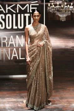 Sabyasachi Sarees Brides, Lakme Fashion Week 2016, Fashion Week Winter, Sabyasachi Sarees, Indian Fashion Saree, Fashion Week 2016, Celebrity Wedding