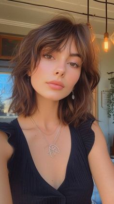 Haircut For Square Face, Wavy Haircuts, Hair Inspiration Short, Haircuts For Wavy Hair, Shoulder Length Hair Cuts, Round Face Haircuts, Short Hair Styles For Round Faces, Short Hair Haircuts