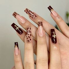 Dark Leopard Print Nails, Brown And Leopard Nails, Leopard And Gold Nails, Italian Acrylic Nails, Dark Red And Brown Nails, Brown Leopard Print Nails, Brown Y2k Nails Acrylic, Dark Red Leopard Print Nails, Dark Brown Nails With Design